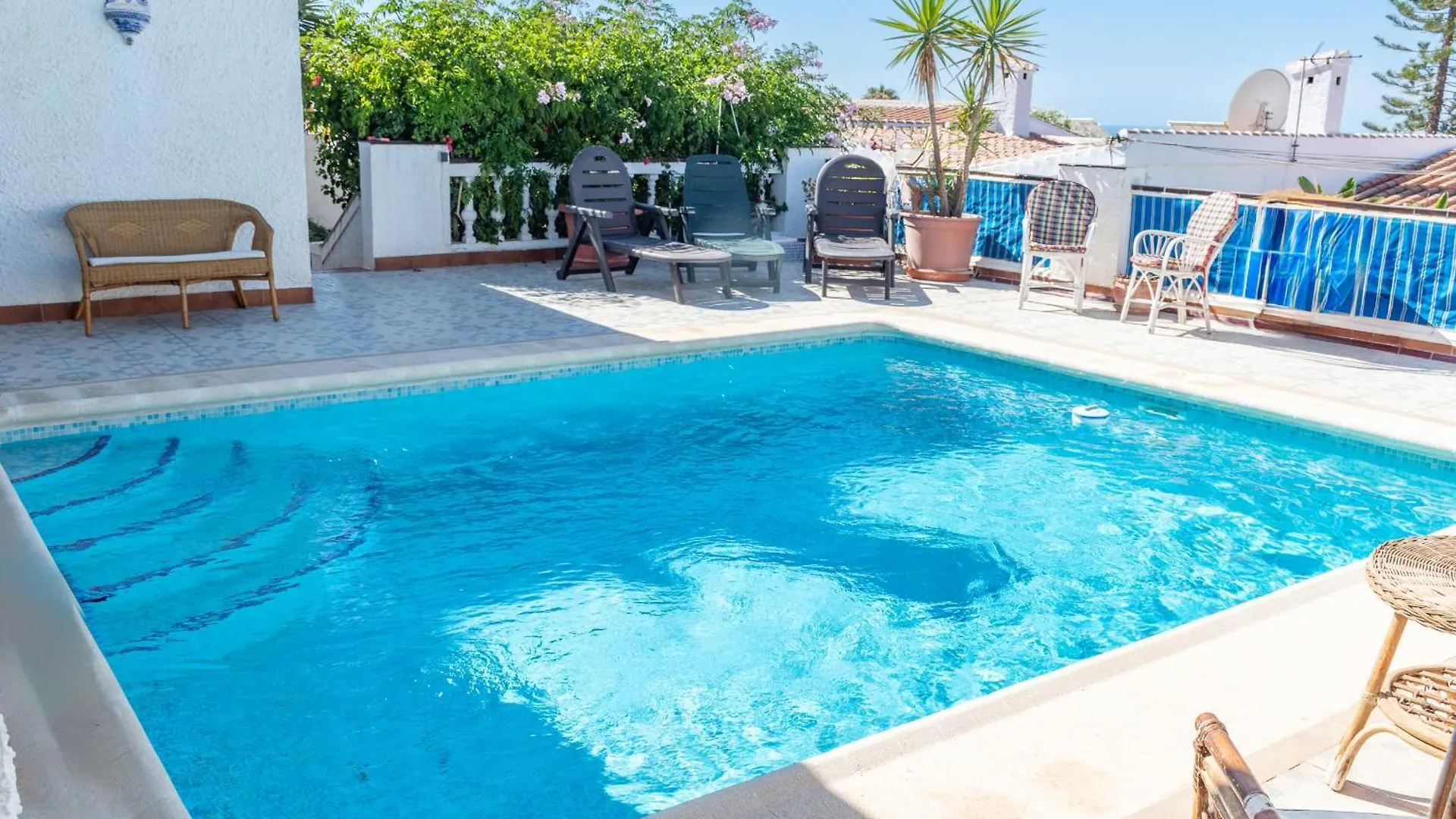 Los Pomelos Nerja Villa
